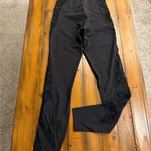 lululemon athletica Black Leggings with Textured Side Panels